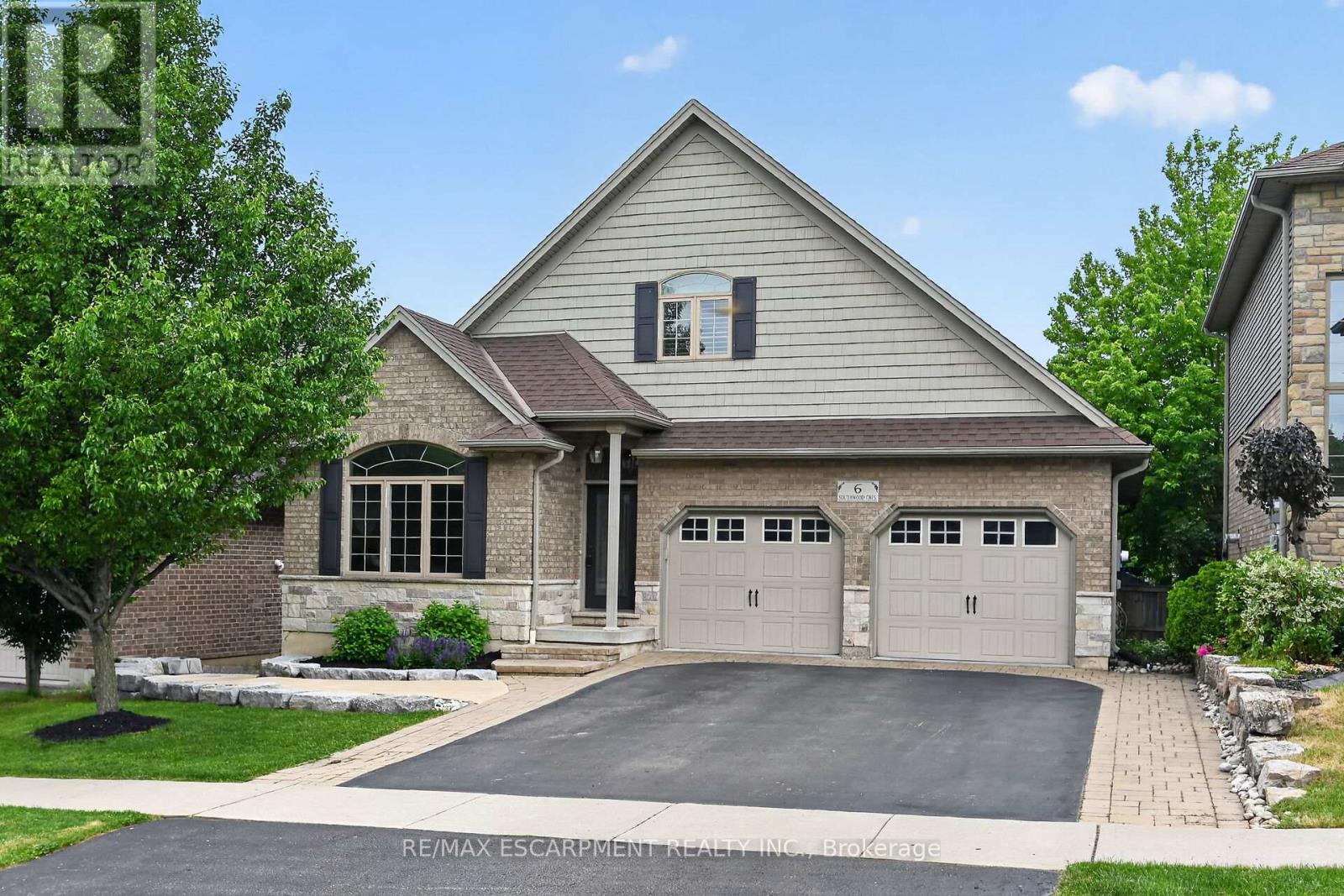 6 SOUTHWOOD CRESCENT