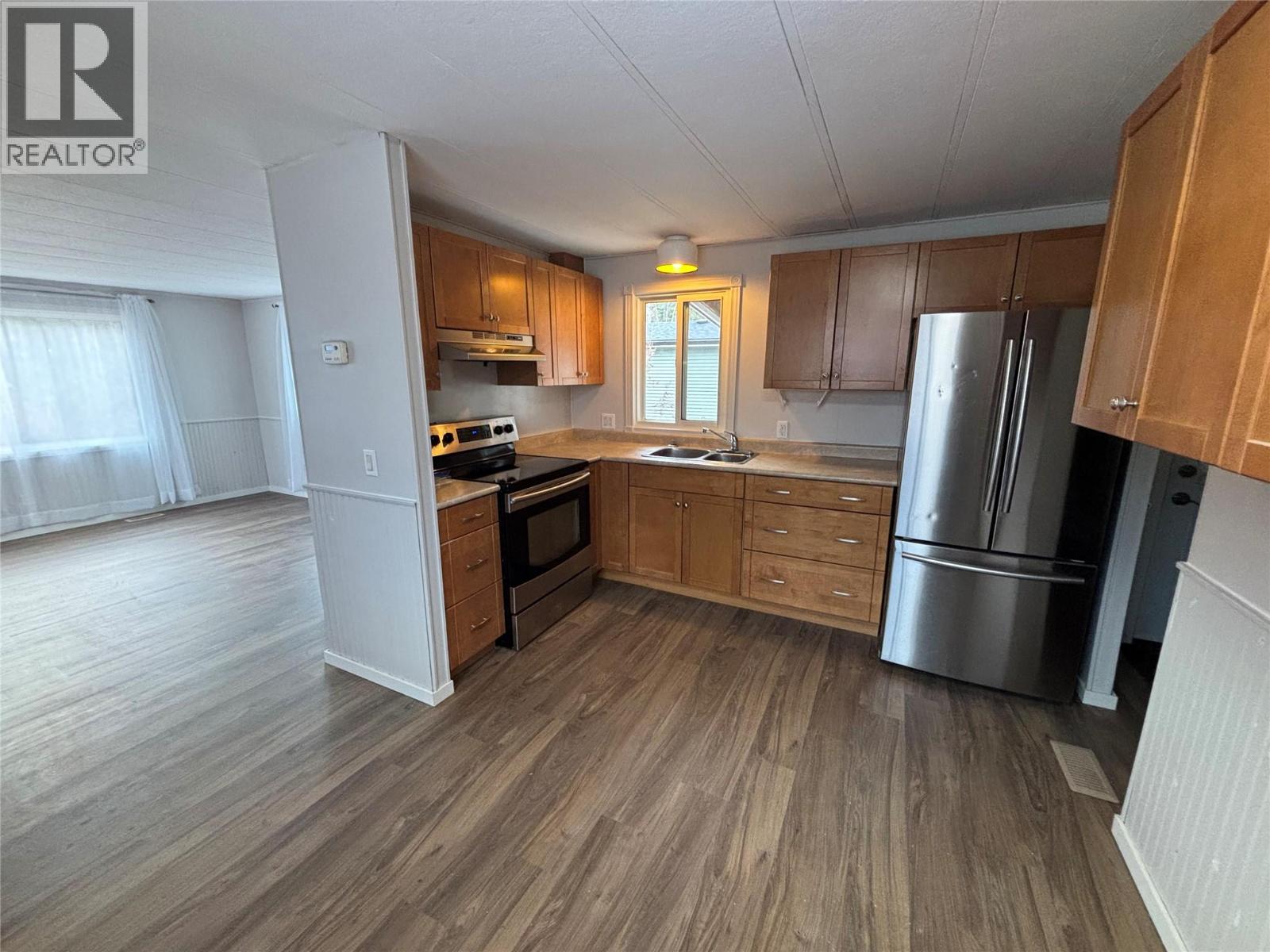 446 Lumby Mabel Lake Road Unit# B6