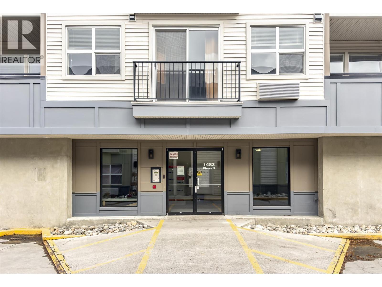 1483 Glenmore Road N Unit# 202