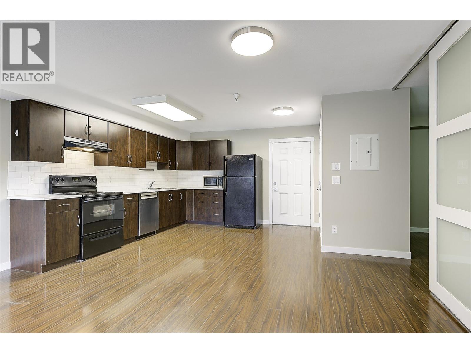 1483 Glenmore Road N Unit# 202