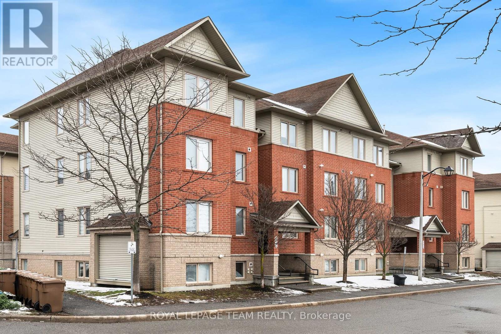 8 - 575 STONEFIELD PRIVATE