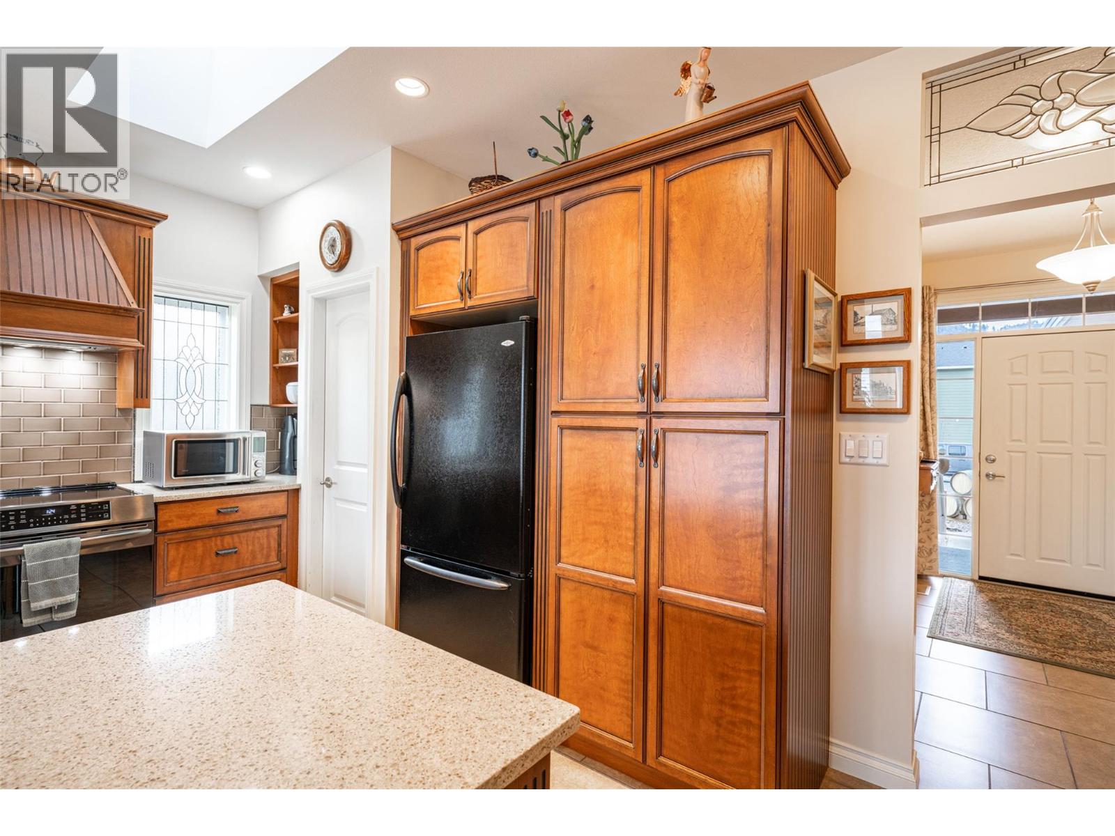 6905 MOUNTAINVIEW Drive