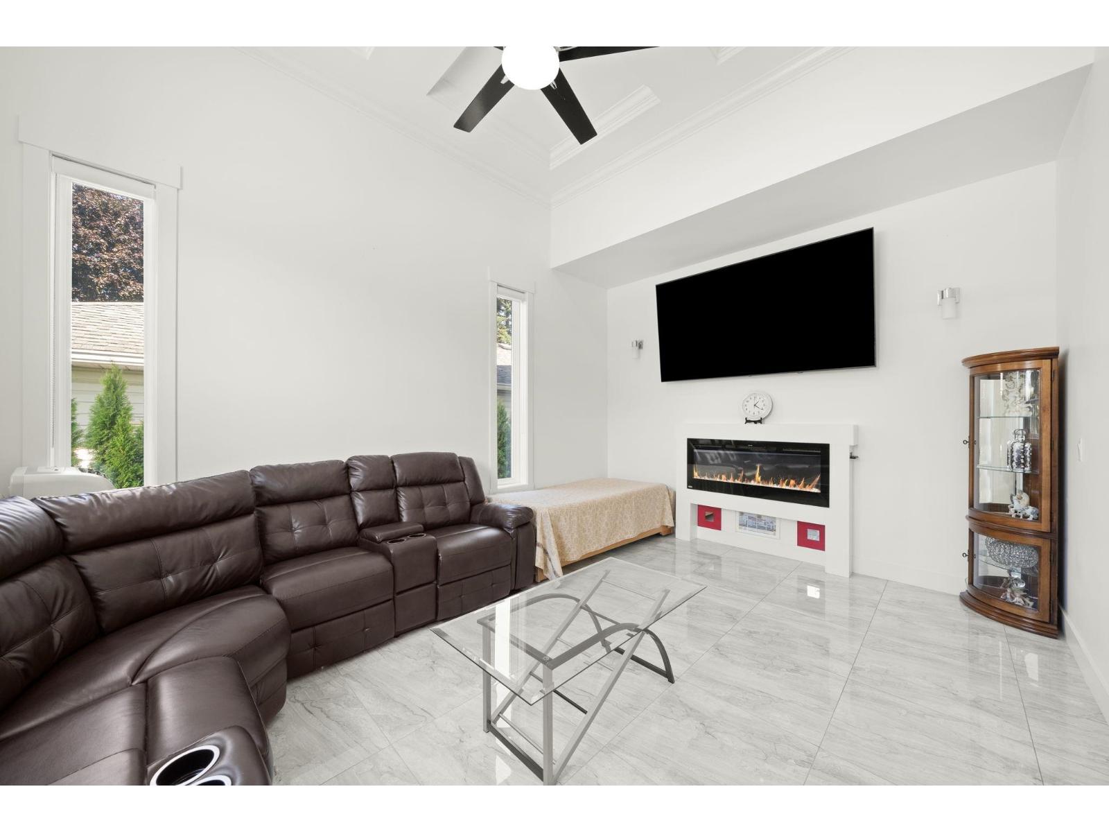 1 7532 MELVILLE STREET|Sardis East Vedder