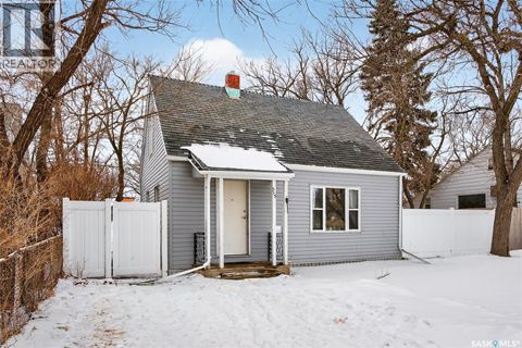 515 Coteau STREET W Moose Jaw SK S6H5E3