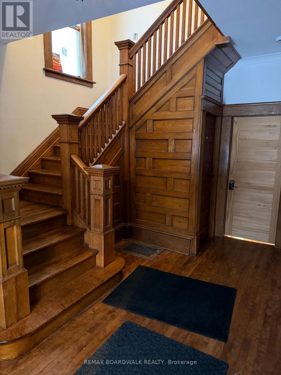 GROUND FLOOR OFFICE - 114 LAKE AVENUE W