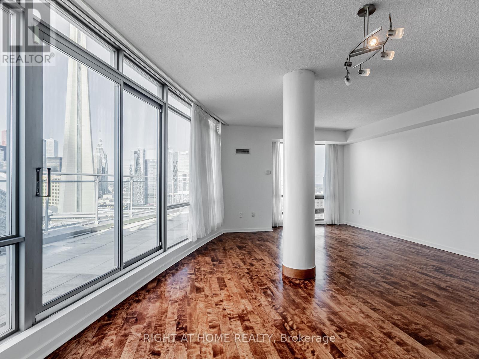 2908 - 3 NAVY WHARF COURT