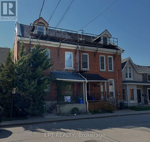 374 BARRIE STREET Kingston (East of Sir John A. Blvd) ON K7K3T4
