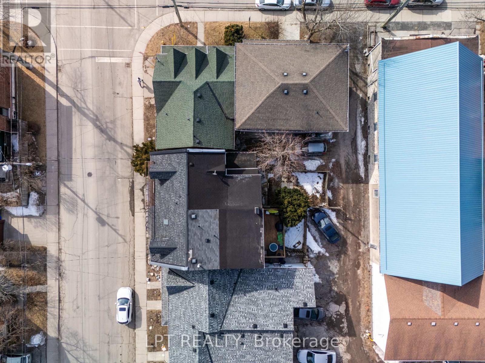 374 BARRIE STREET
