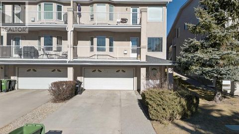 320 Sierra Morena Green SW Calgary AB T3H3H8