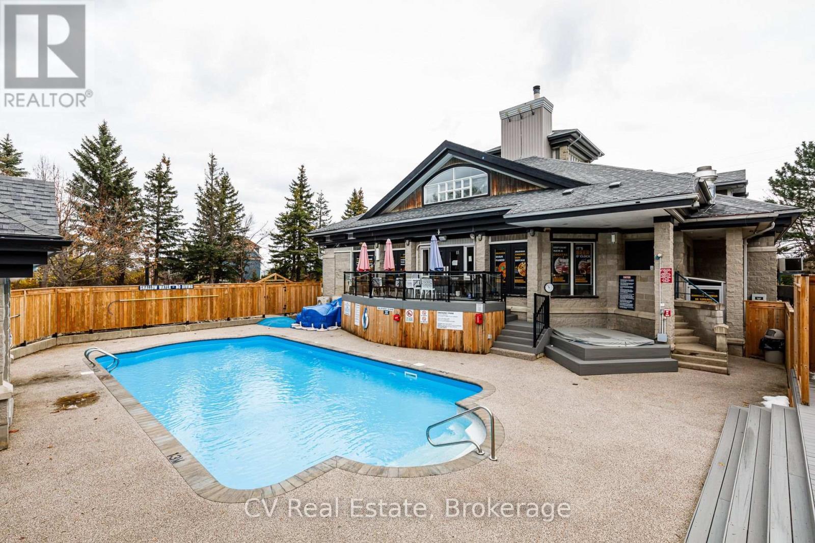 307 - 796468 GREY 19 ROAD