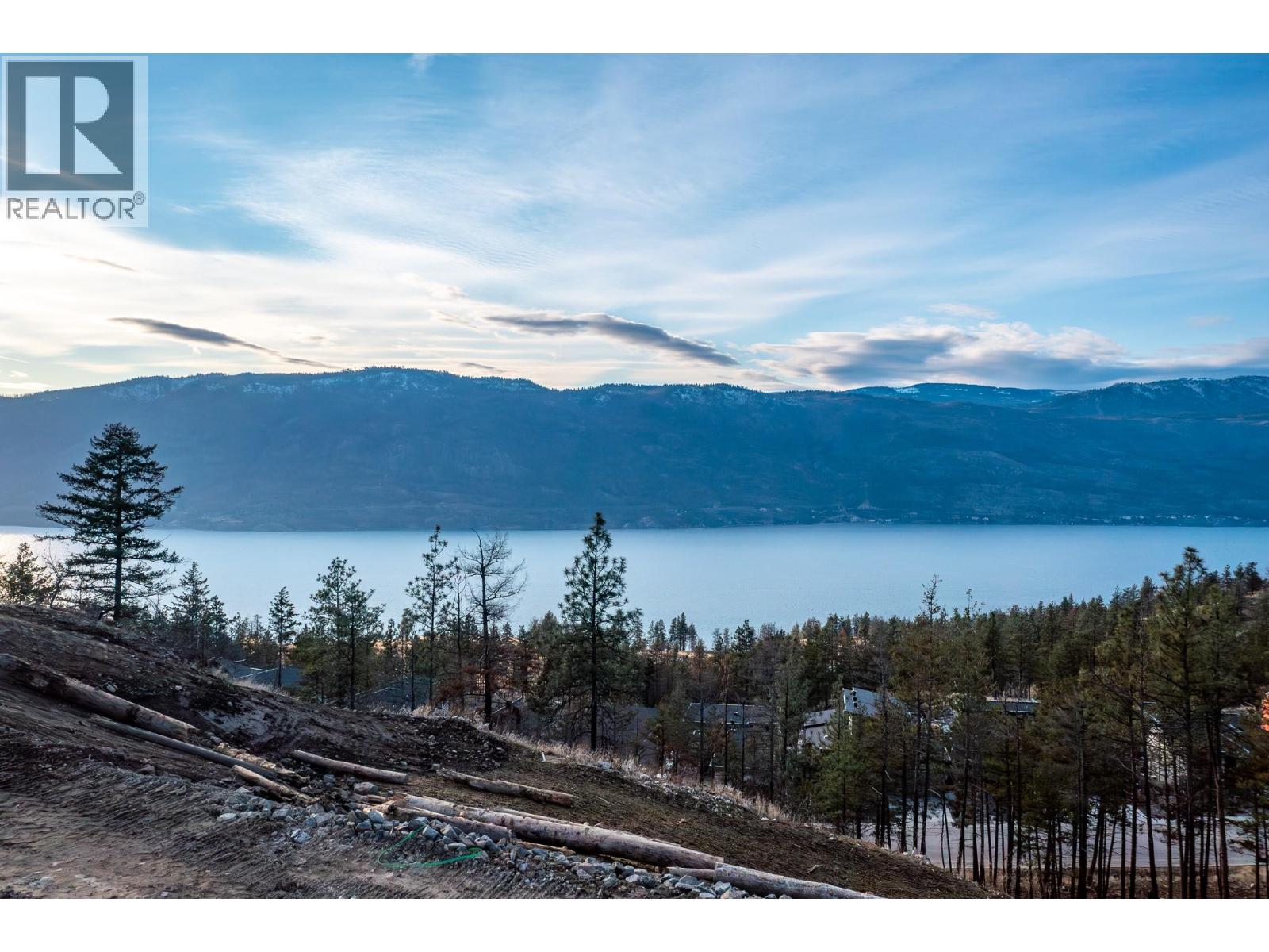 11 Beacon Hill Drive