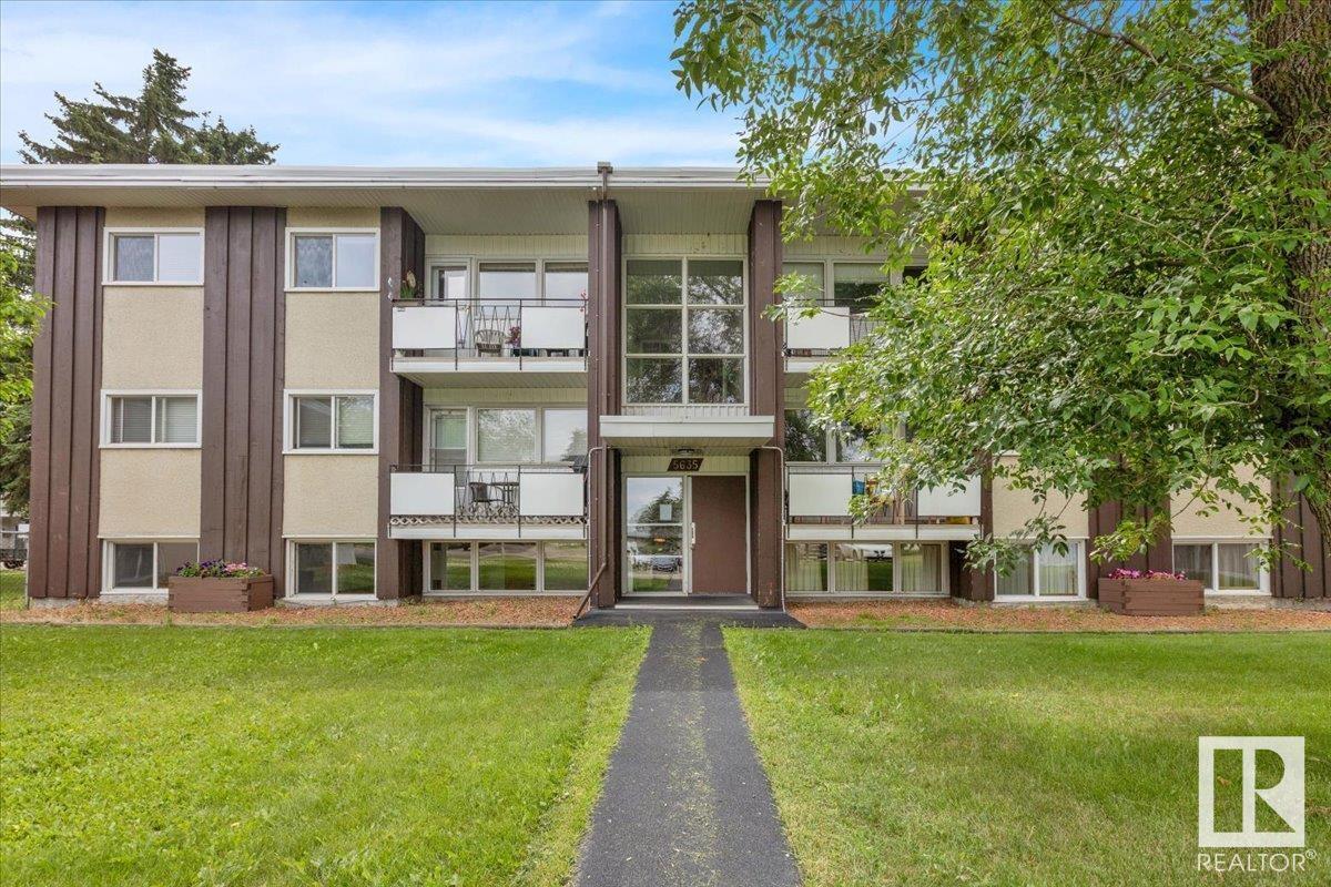 #3 5635 105 ST NW