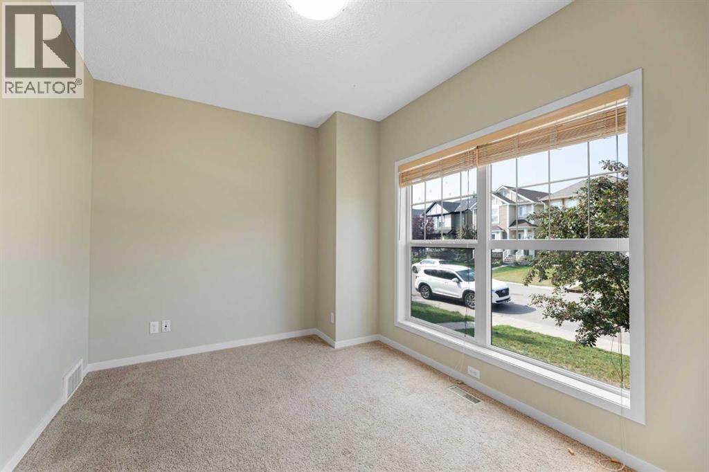 46 Autumn Crescent SE