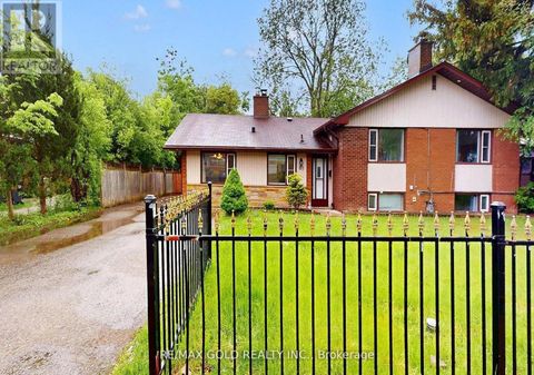 61 CENTRE STREET N Brampton (Brampton North) ON L6V1T1