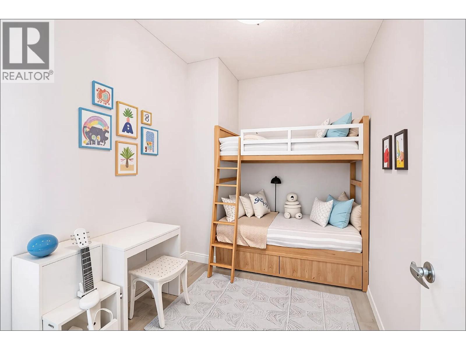 906 1178 HEFFLEY CRESCENT