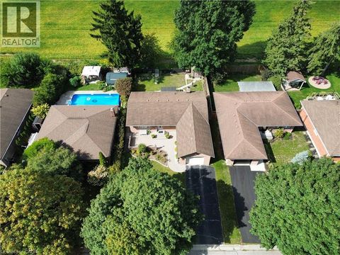 26 DOUGLAS Avenue Simcoe ON N3Y4X4