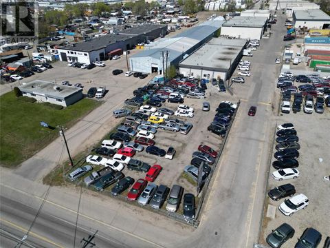 880 Leathead Road Unit# 1 & 2 Kelowna BC V1X2J8