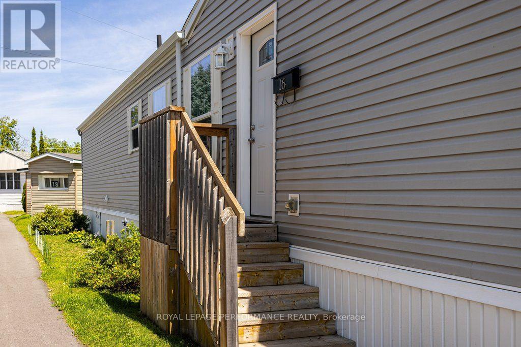 16 EASTGATE AVENUE