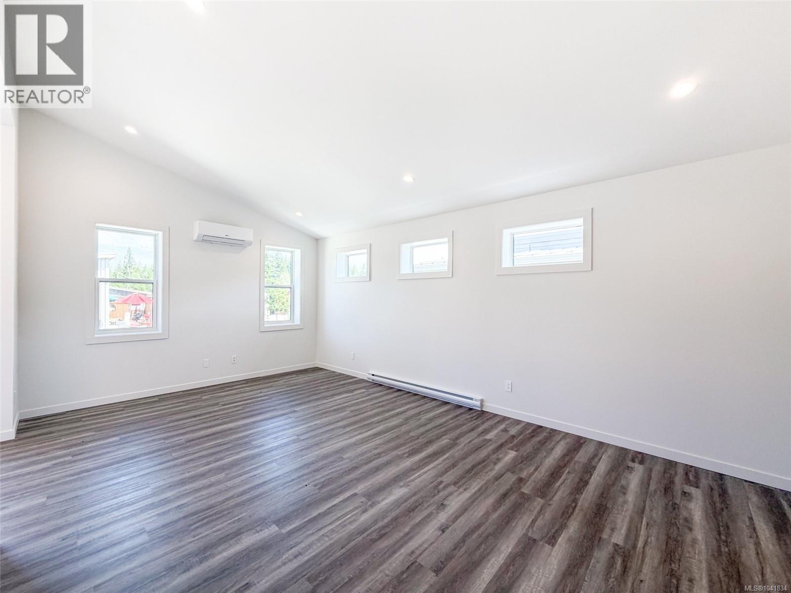 48 3025 Royston Rd