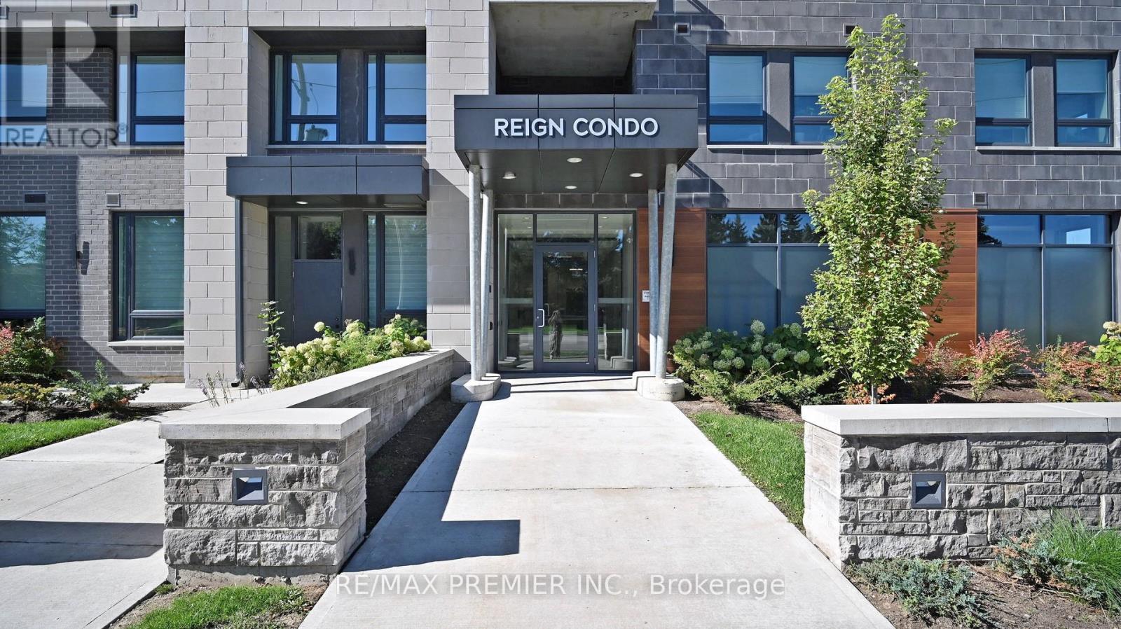 511 - 26 LOWES ROAD W