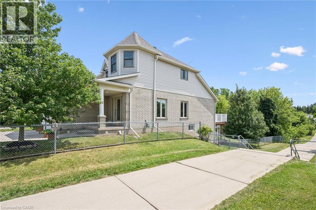 426 HIDDEN CREEK Drive