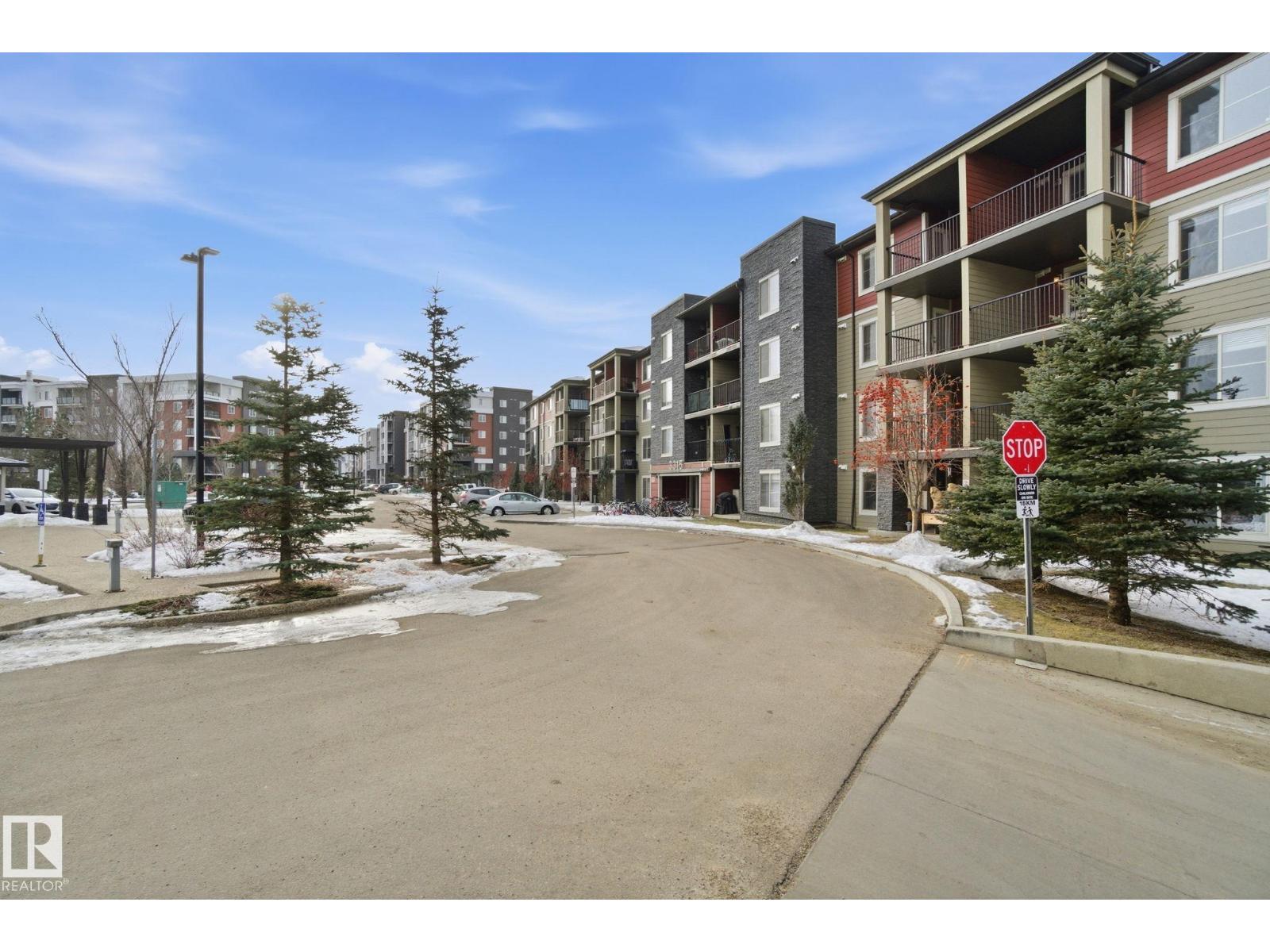 #316 3315 JAMES MOWATT TR SW