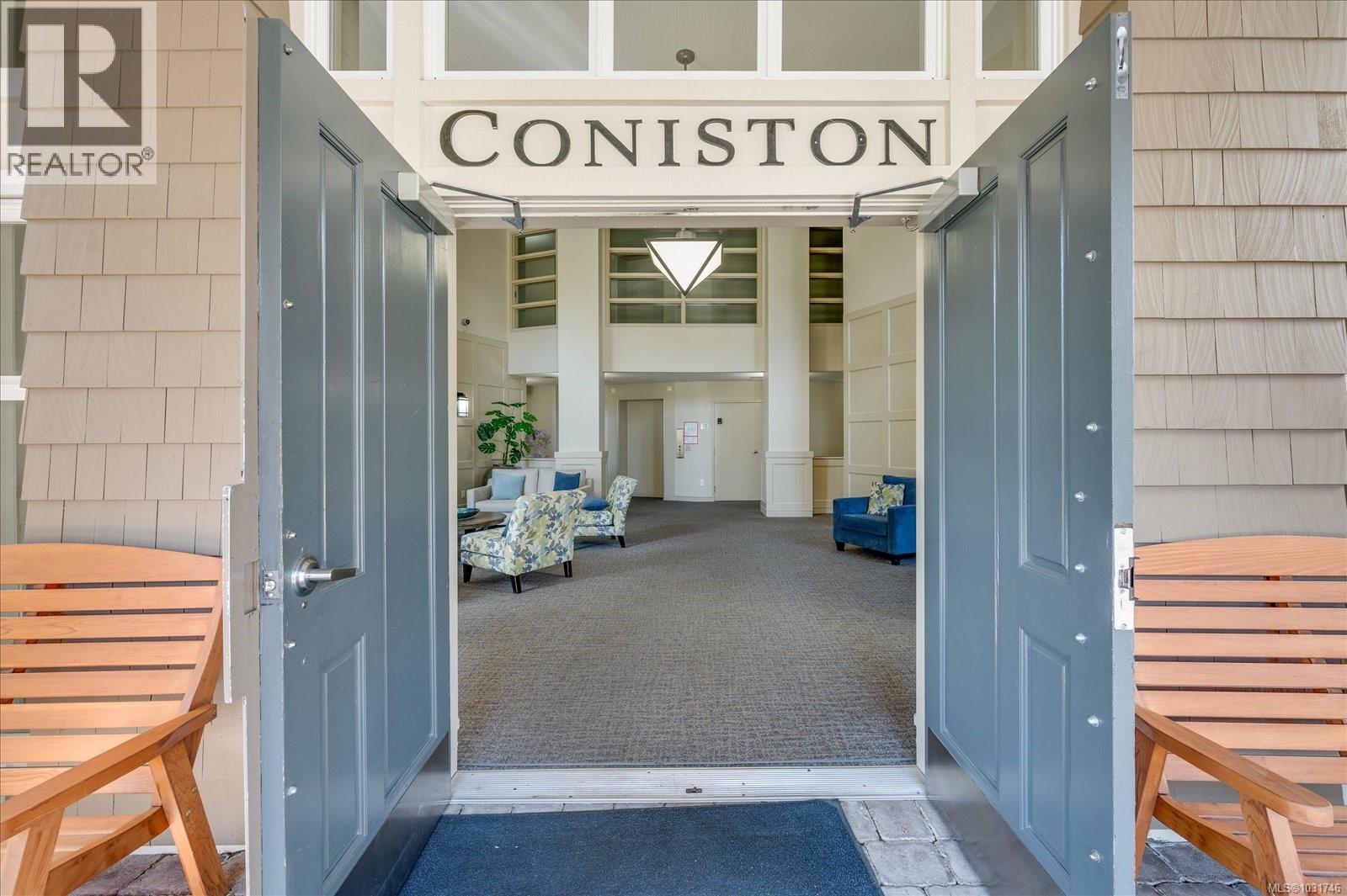 402 5685 Edgewater Lane