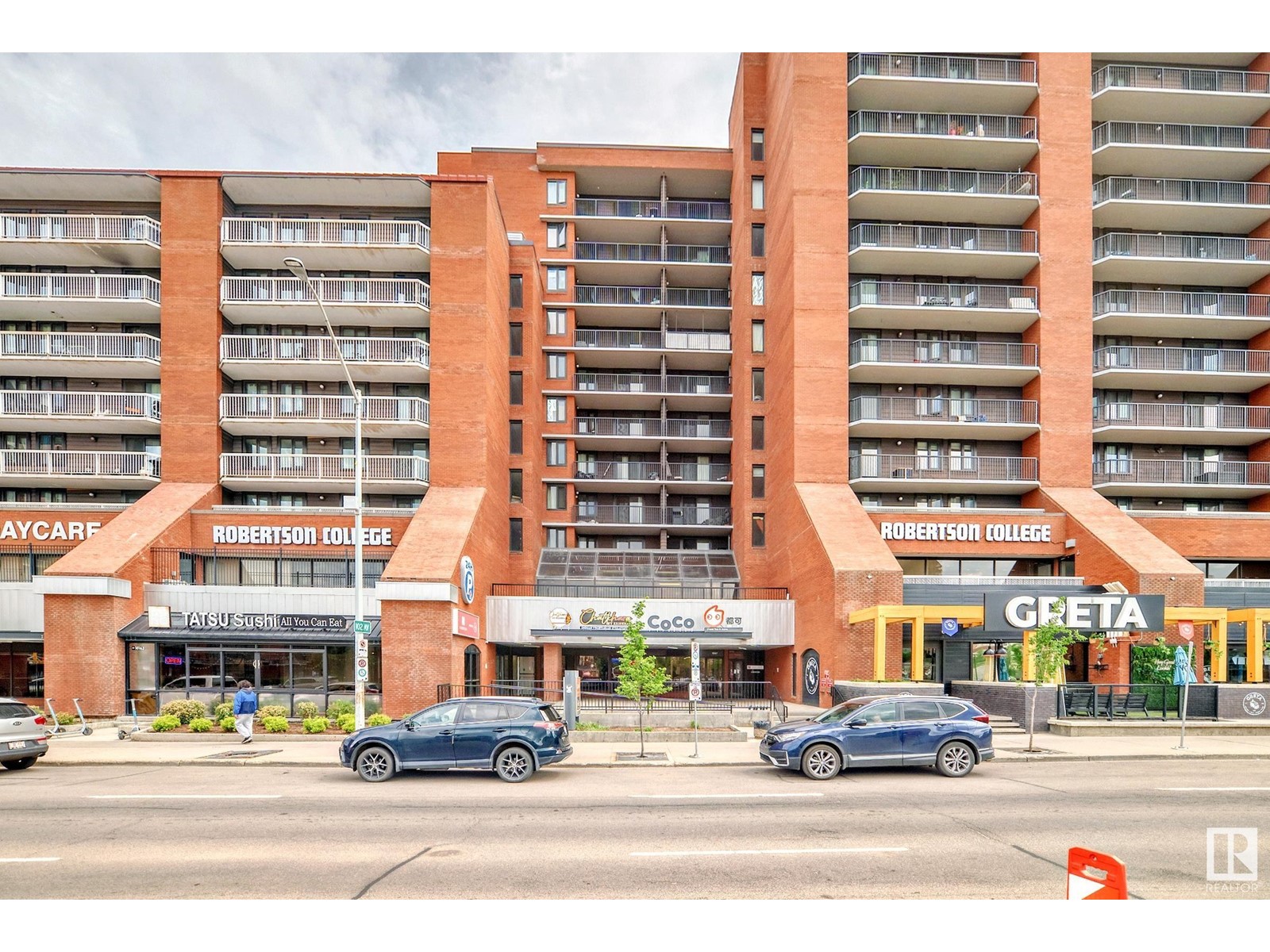 #407 10145 109 ST NW