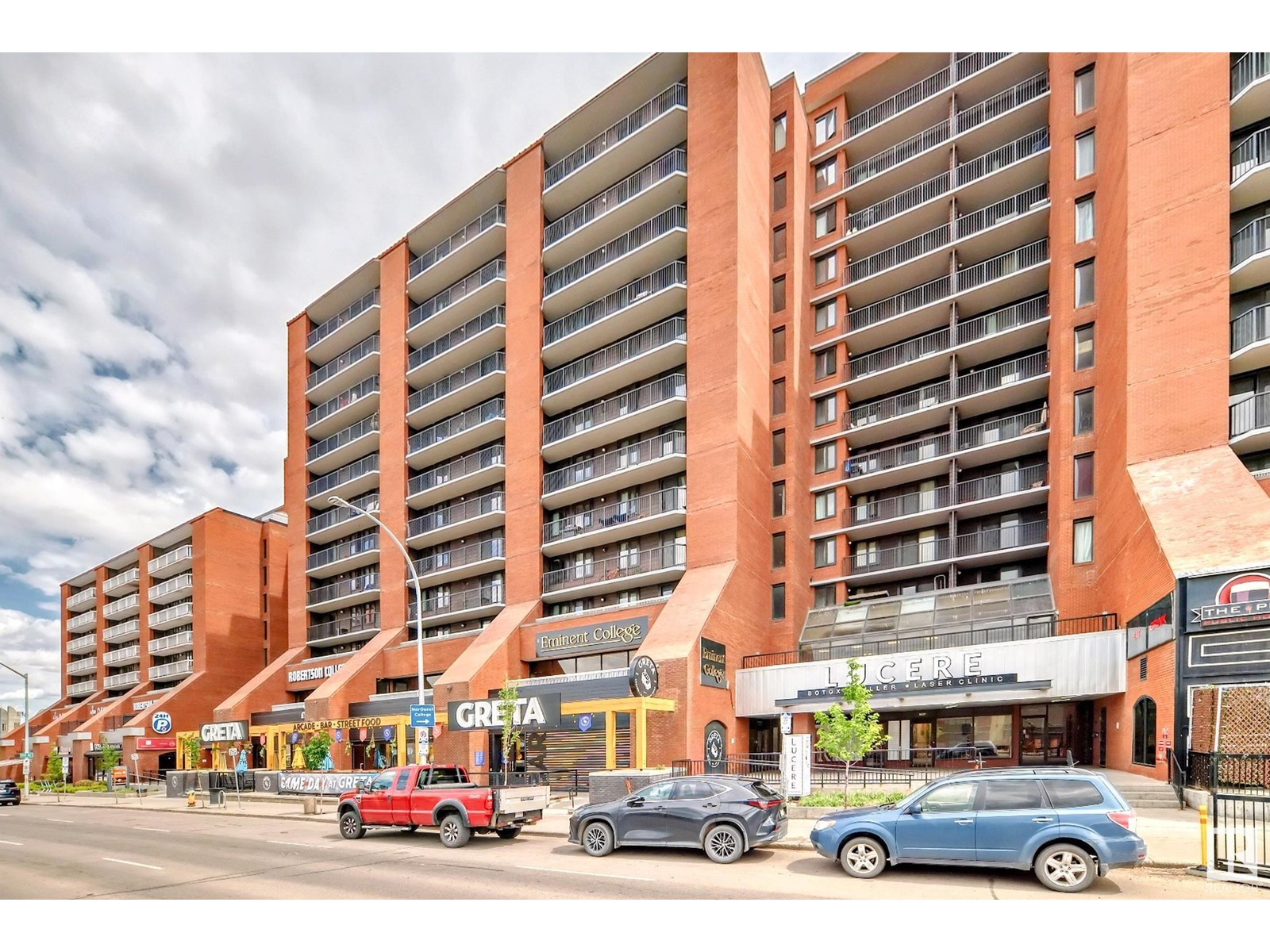 #407 10145 109 ST NW