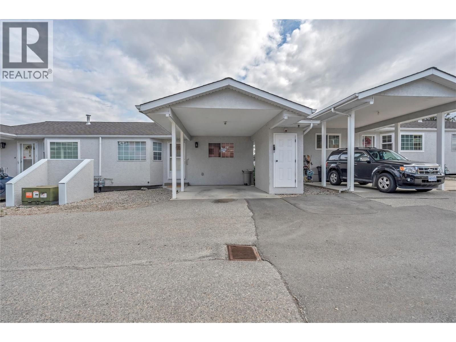 14615 Victoria Road Unit# 7