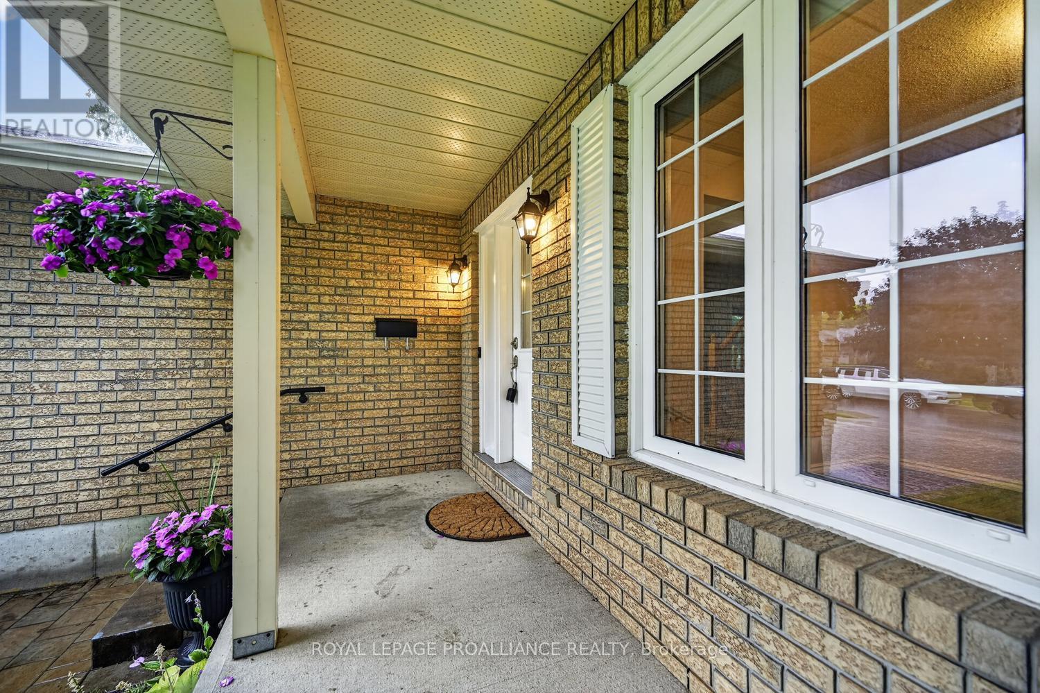 388 BROCK STREET