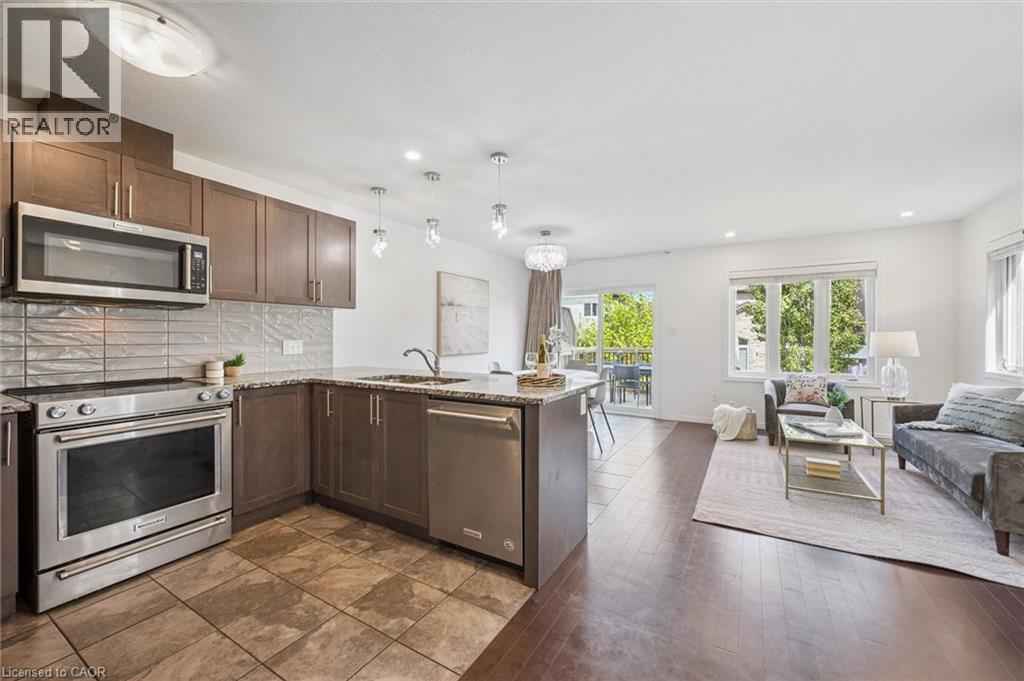 135 HARDCASTLE Drive Unit# 85