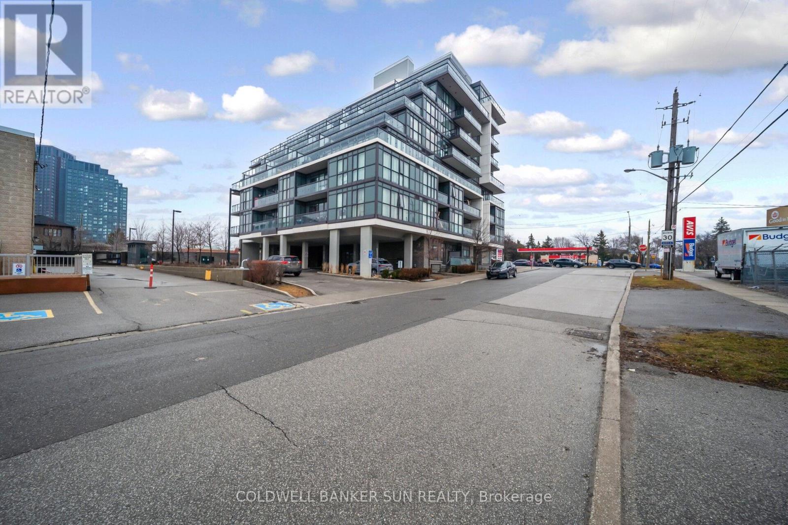 413 - 16 MCADAM AVENUE