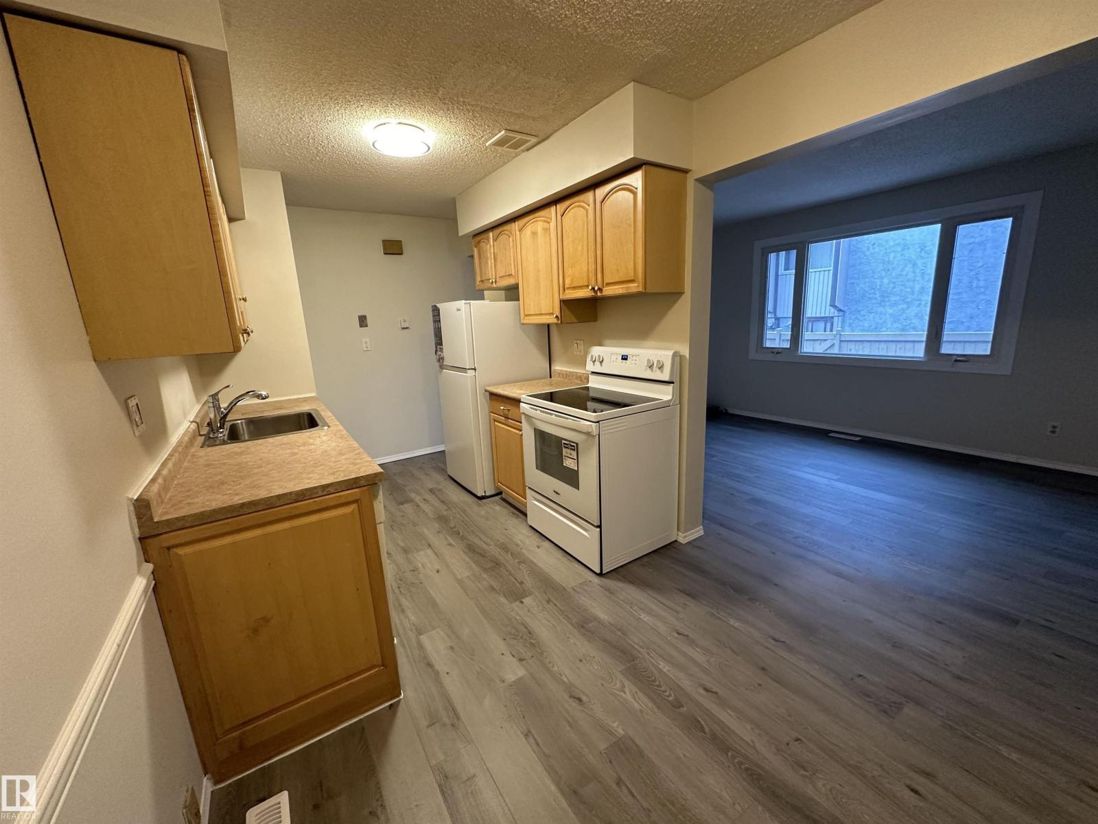 #5 14130 80 ST NW
