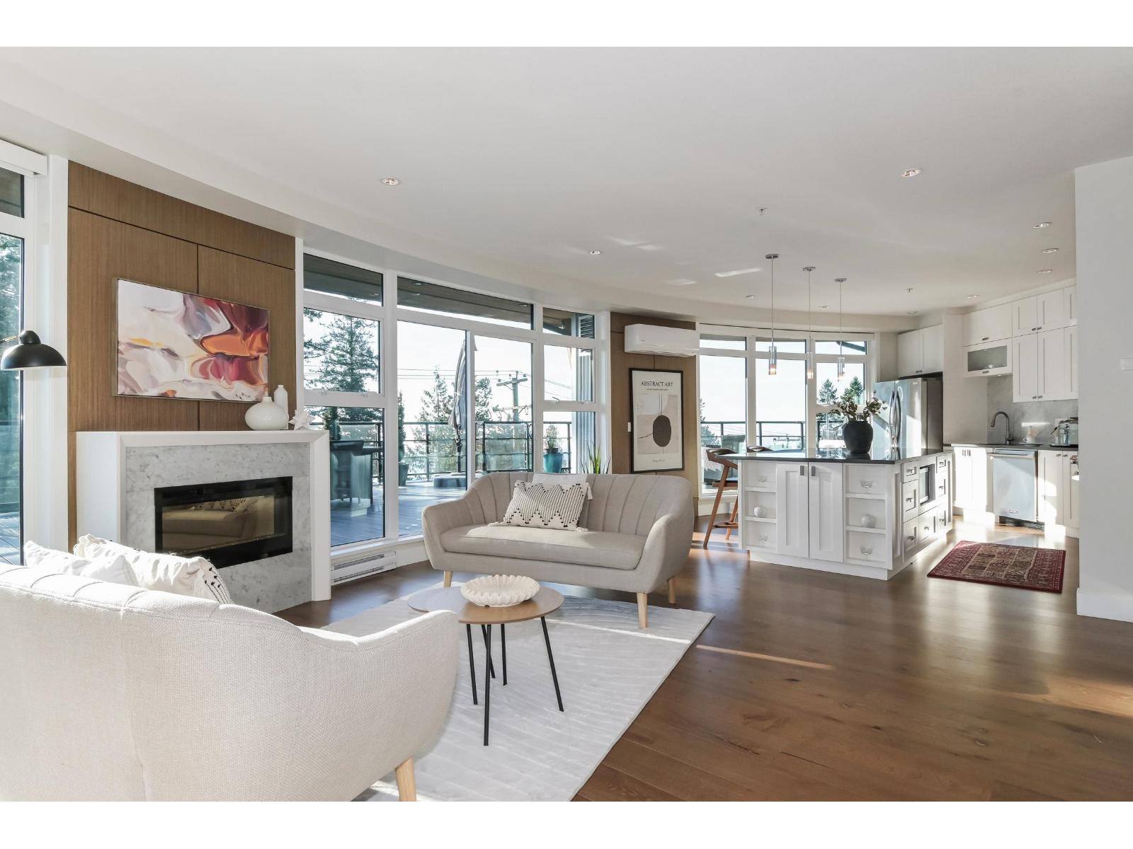 418 14855 THRIFT AVENUE