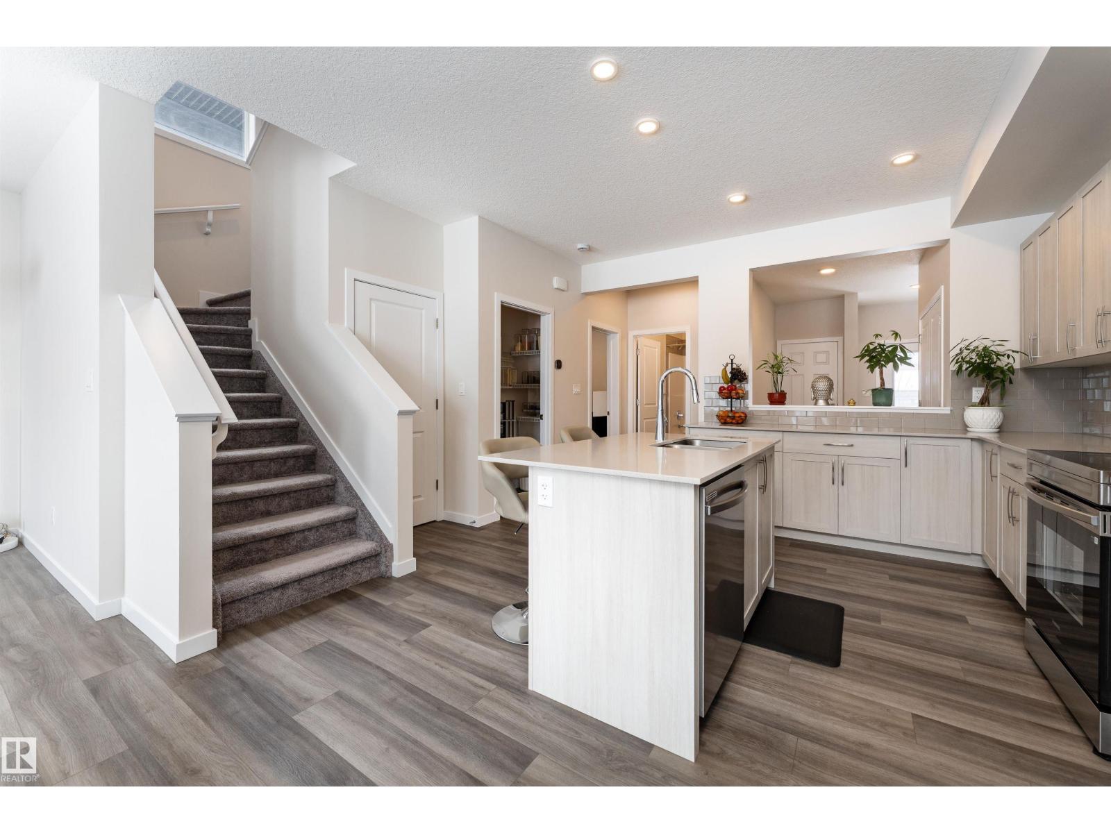 2120 MUCKLEPLUM CR SW