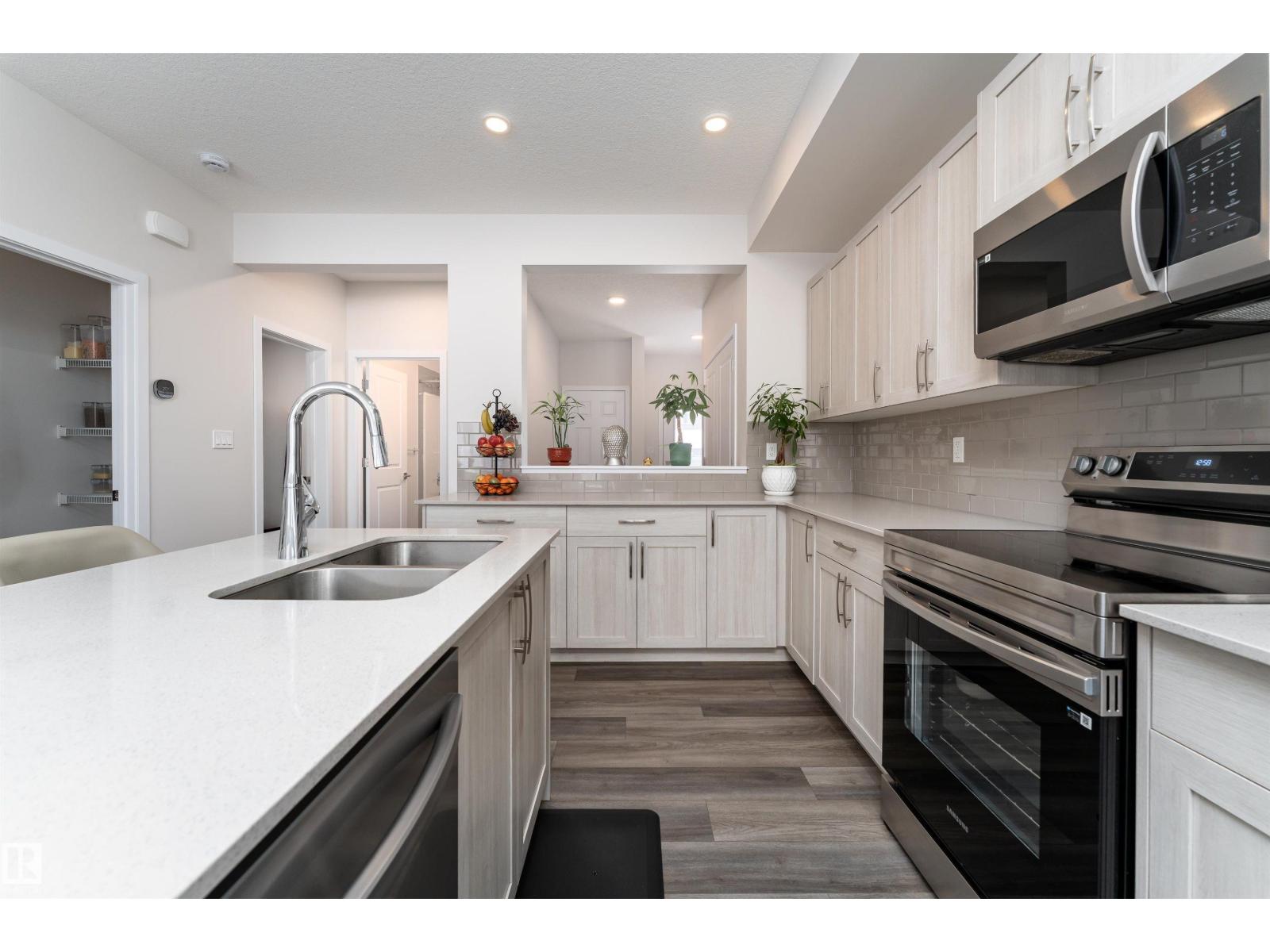 2120 MUCKLEPLUM CR SW