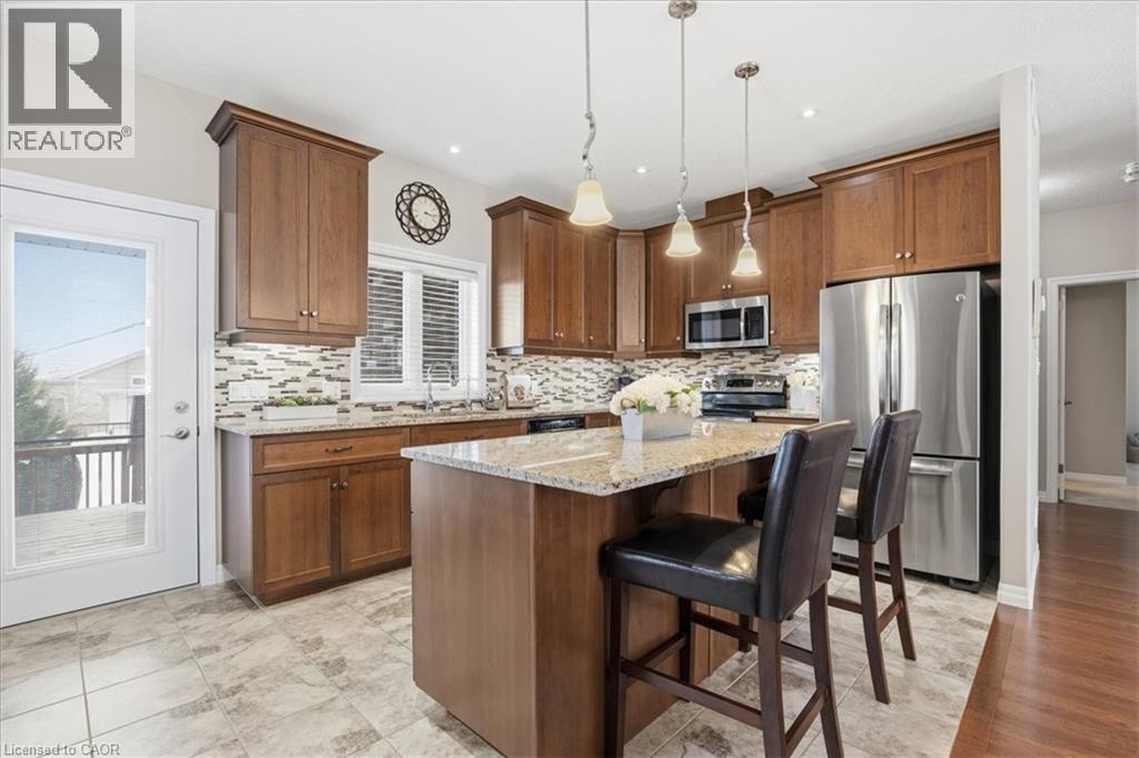 16 PICCADILLY Square