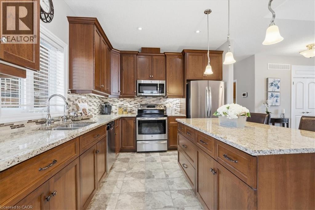 16 PICCADILLY Square