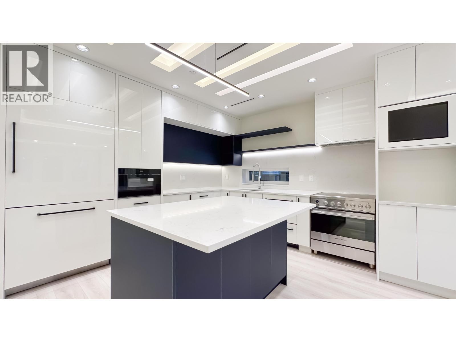 2373 W 7TH STREET