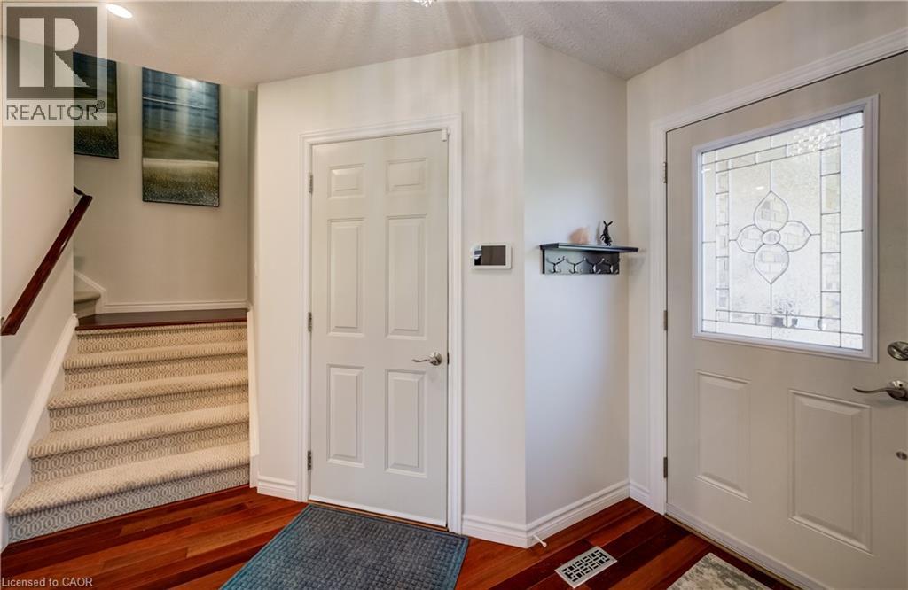 375 KINGSCOURT Drive Unit# 35