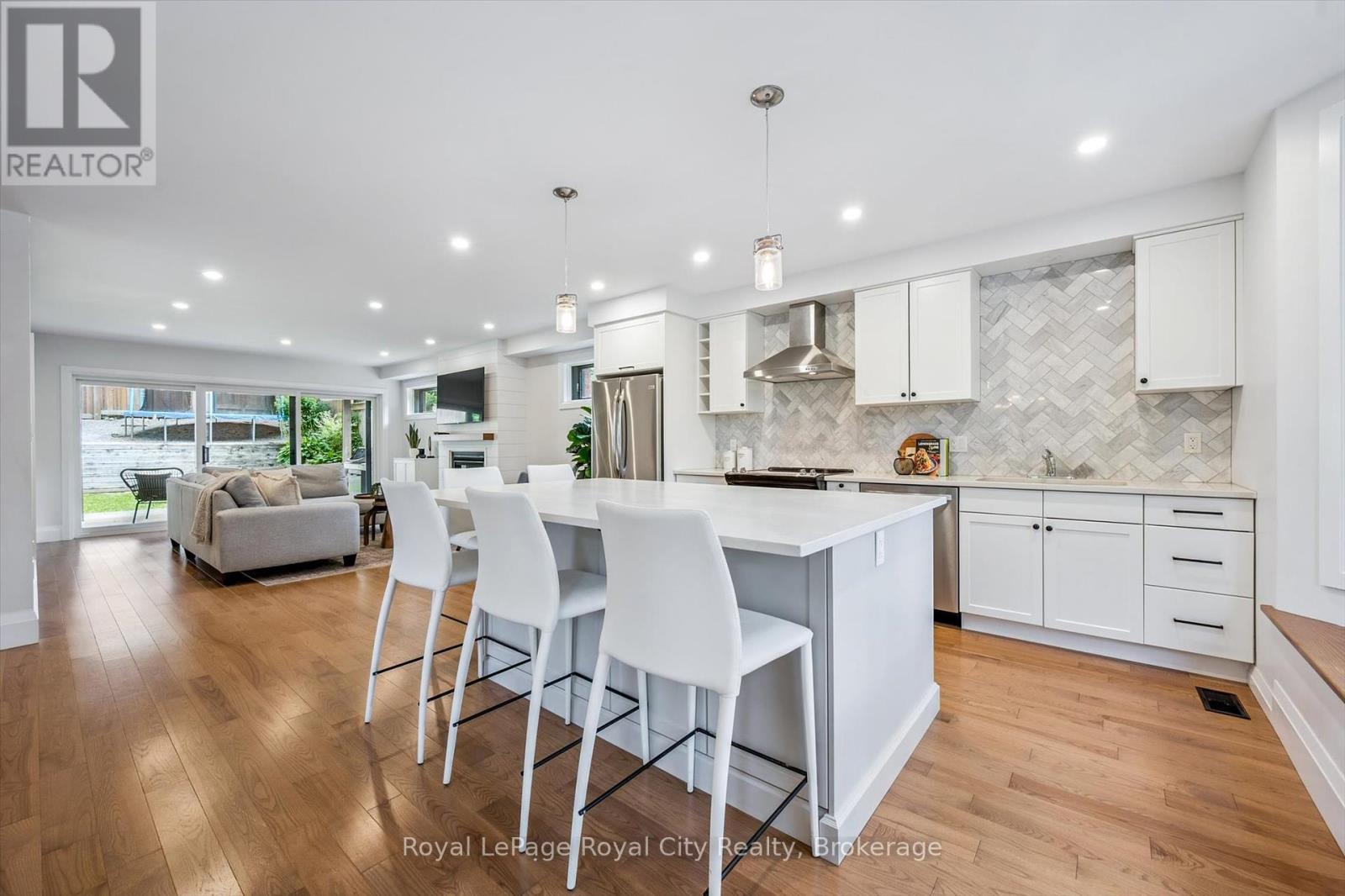 54 FORBES AVENUE