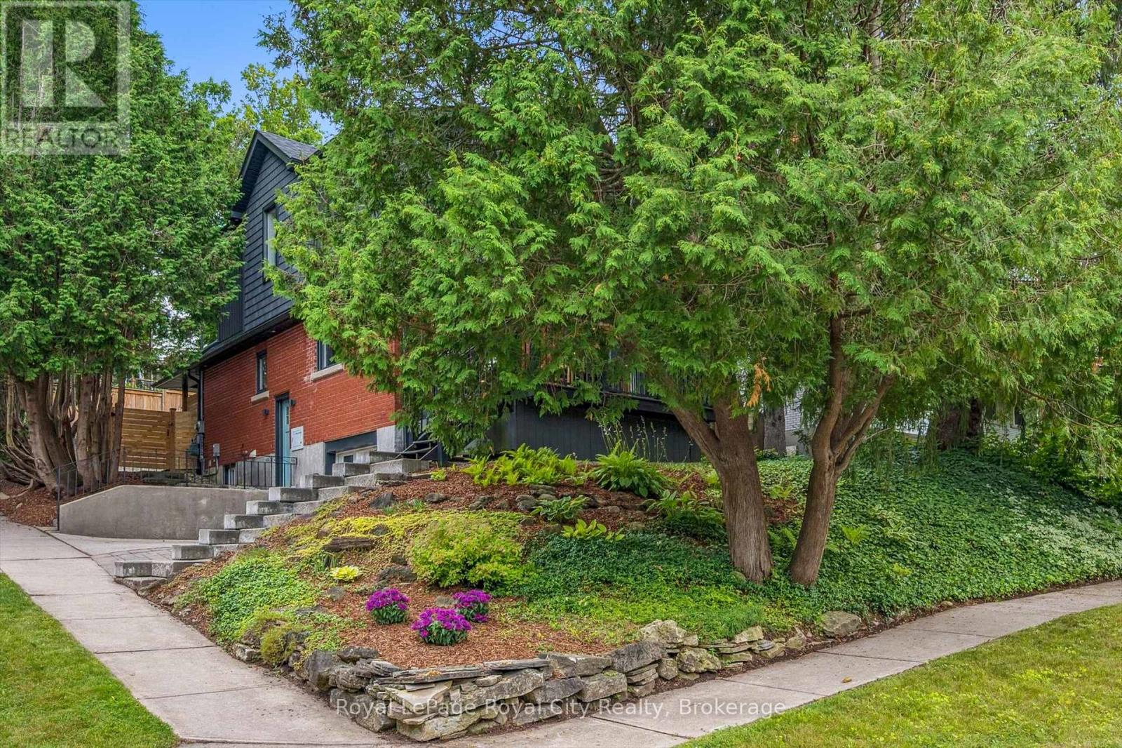 54 FORBES AVENUE