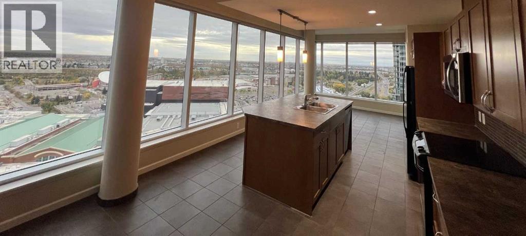 2607, 211 13 Avenue SE