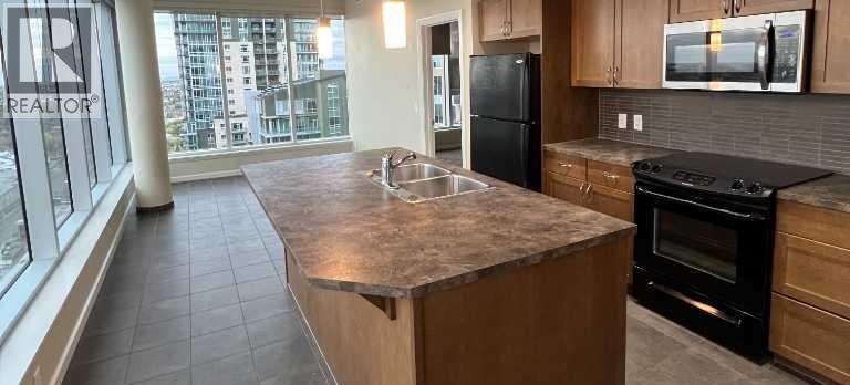 2607, 211 13 Avenue SE