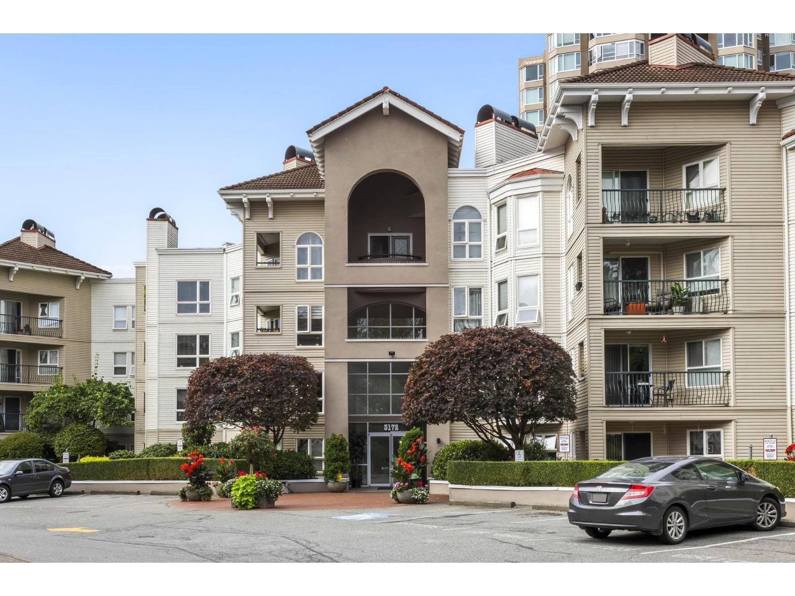 313 3172 GLADWIN ROAD