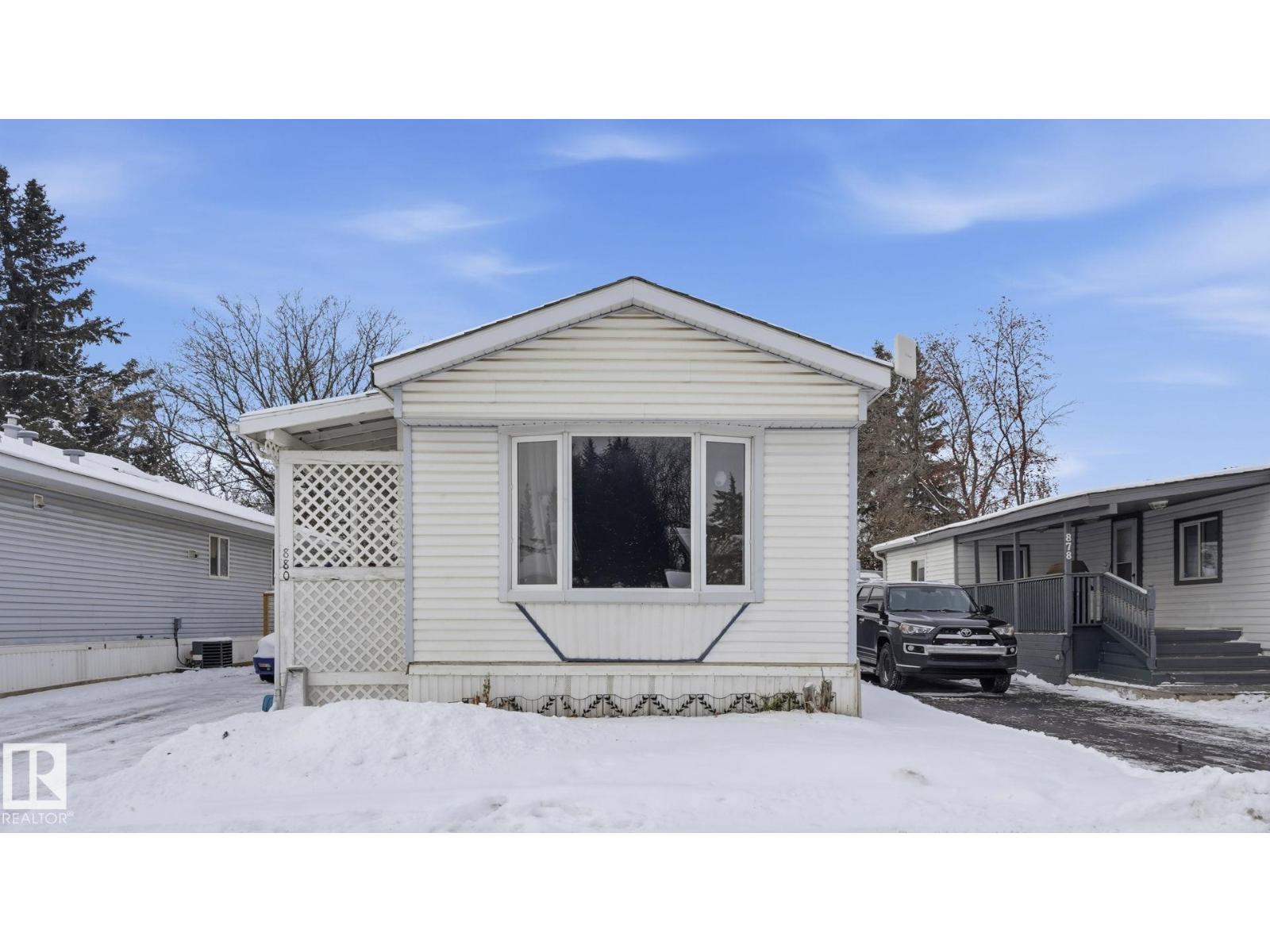 880 West Coast Bay NW