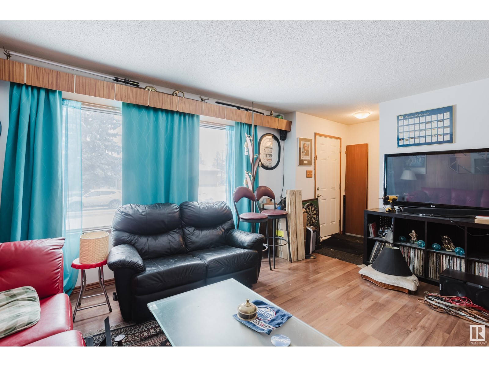7311 7313 79 AV NW