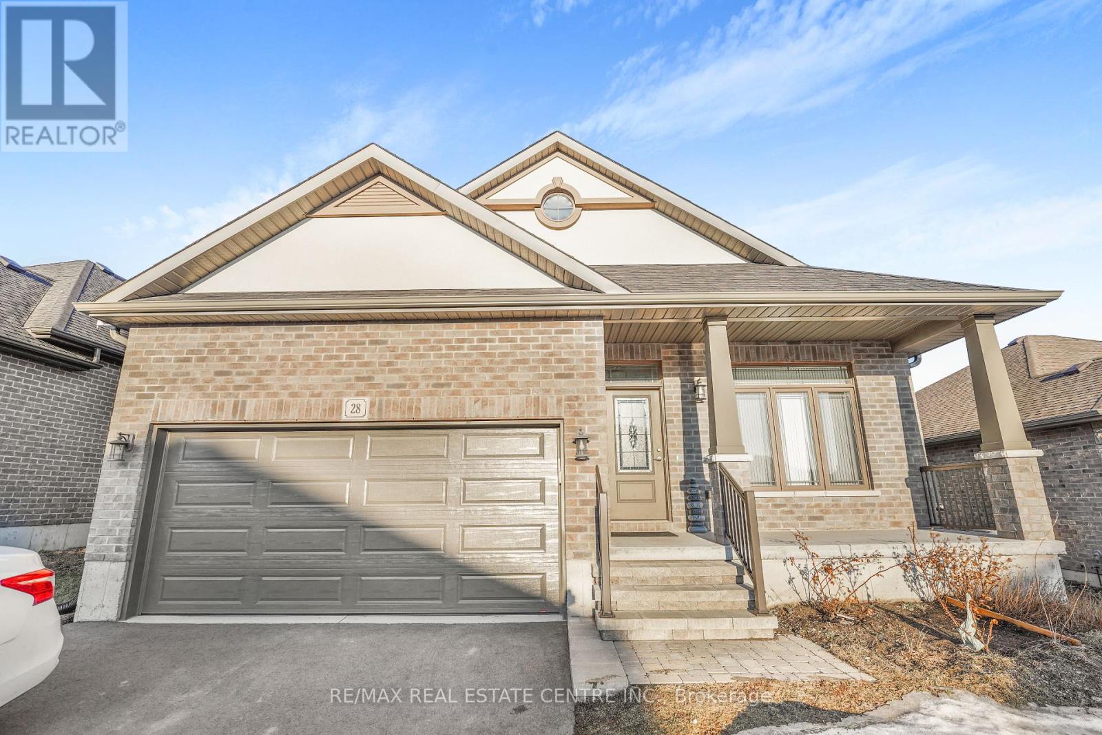 28 STONECREST BOULEVARD