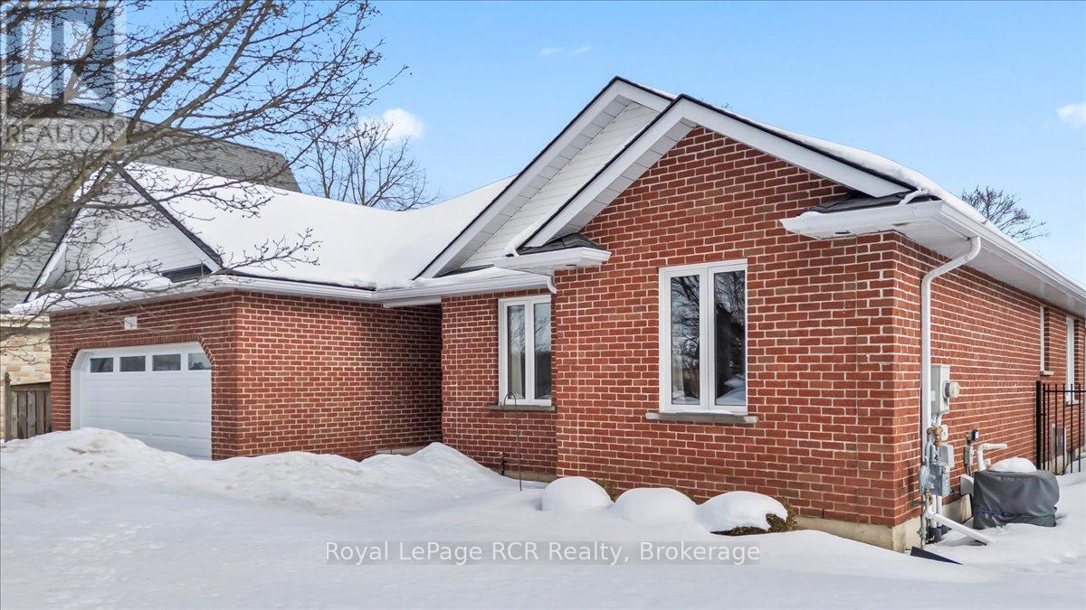 239 4TH STREET CRESCENT